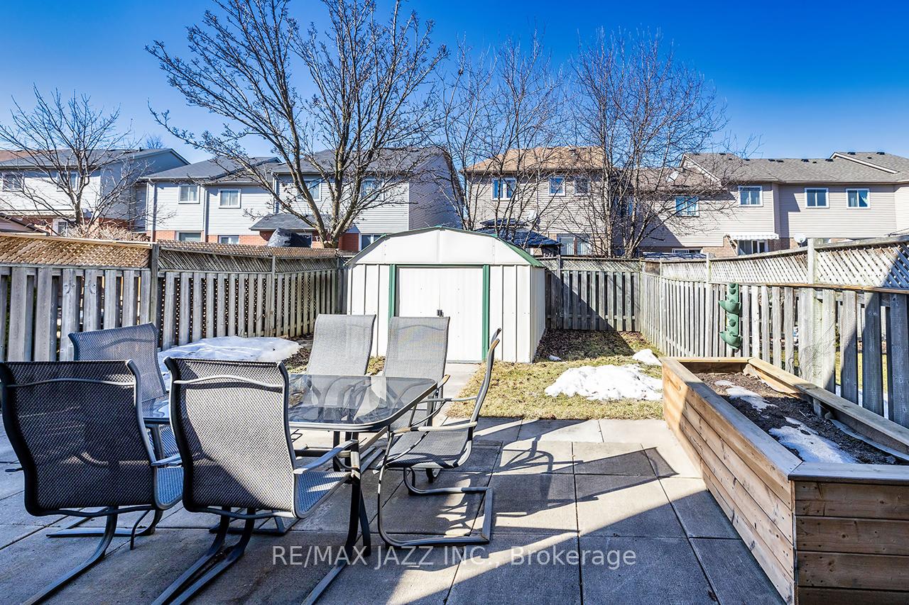 Photo 38 of 14 Trewin Lane, Clarington, Bowmanville — HOMEH