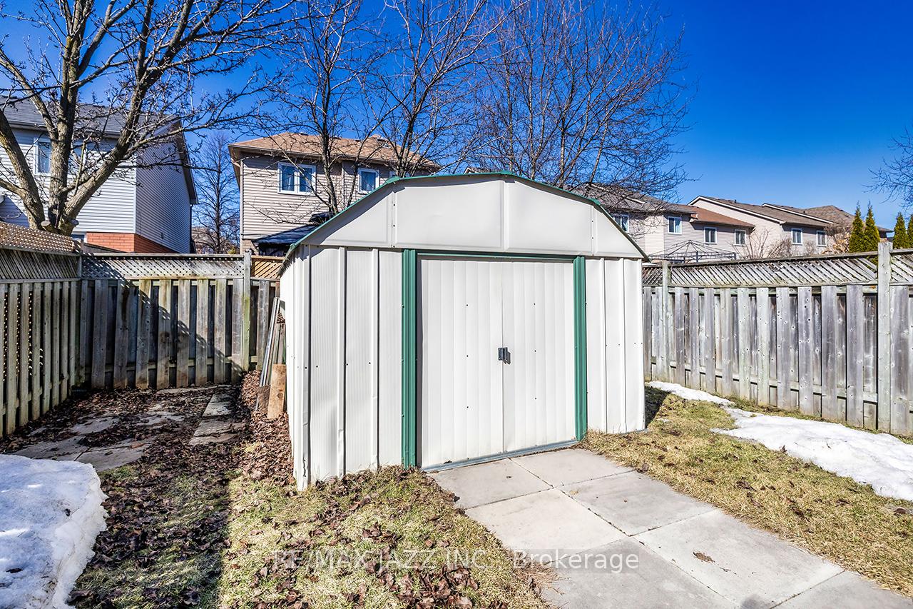 Photo 39 of 14 Trewin Lane, Clarington, Bowmanville — HOMEH