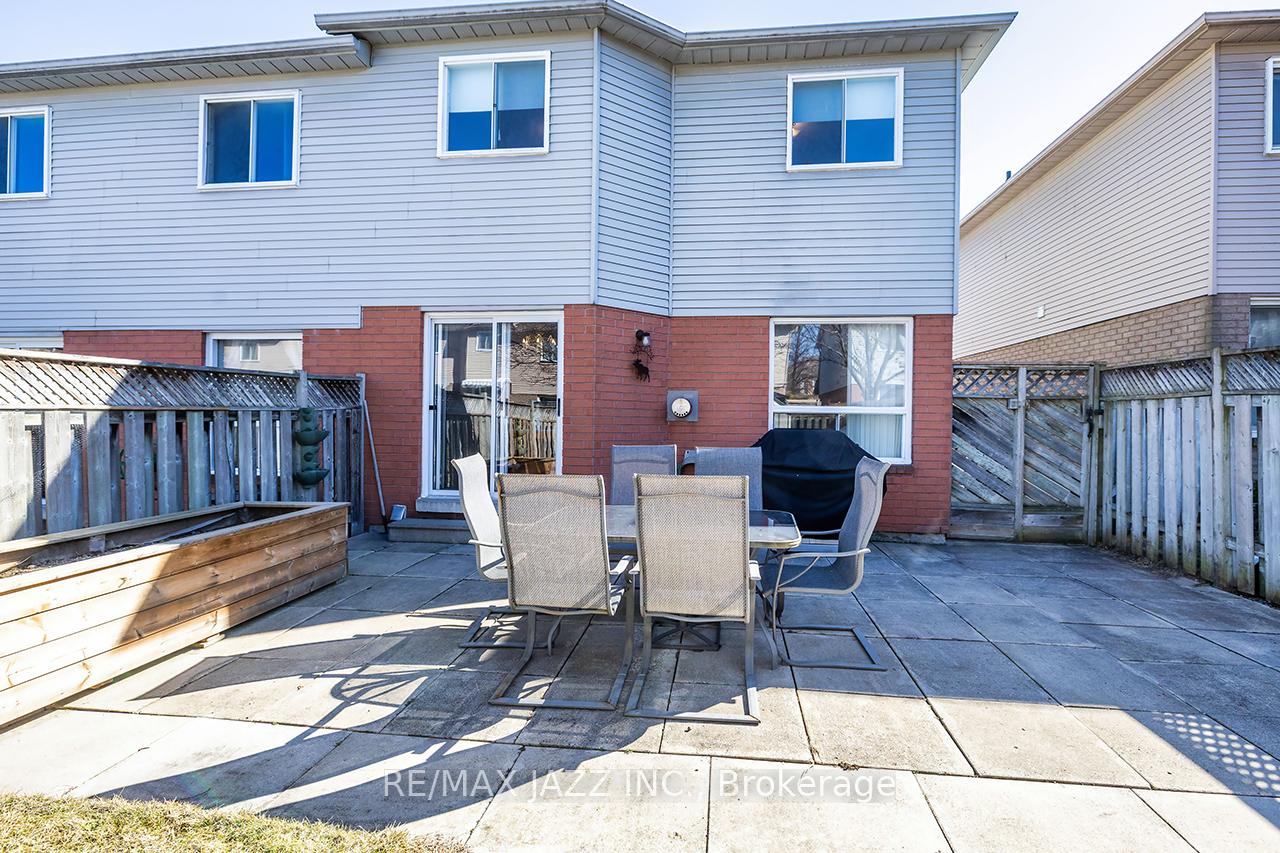 Photo 40 of 14 Trewin Lane, Clarington, Bowmanville — HOMEH