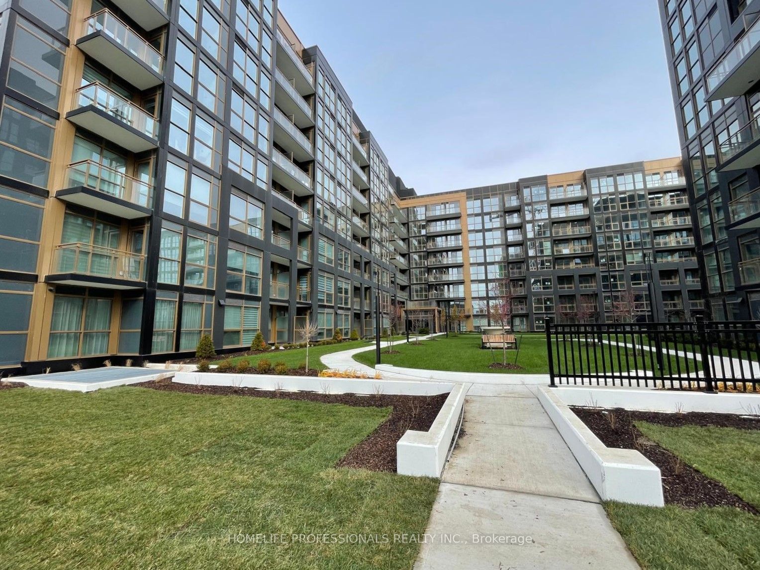 Photo 70 of Unit 225, 2343 Khalsa Gate, Oakville, Westmount — HOMEH