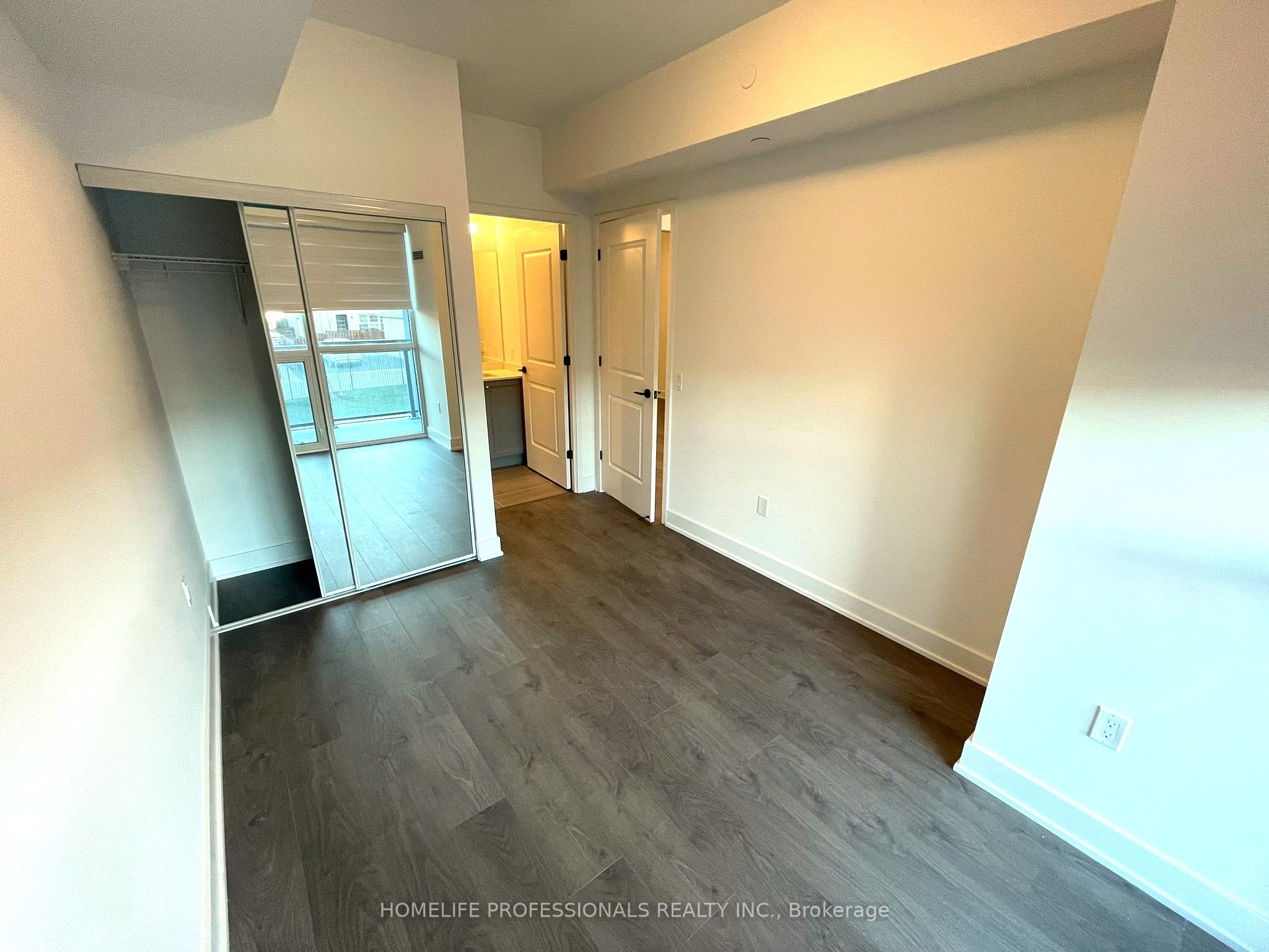 Photo 48 of Unit 225, 2343 Khalsa Gate, Oakville, Westmount — HOMEH