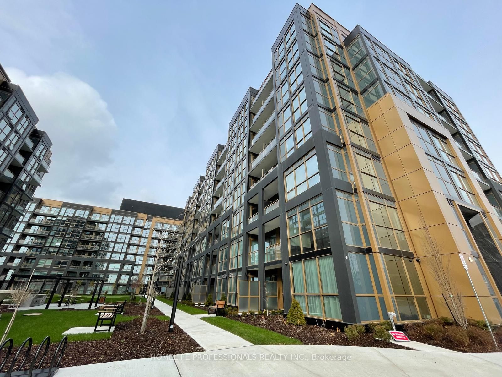 Photo 37 of Unit 225, 2343 Khalsa Gate, Oakville, Westmount — HOMEH