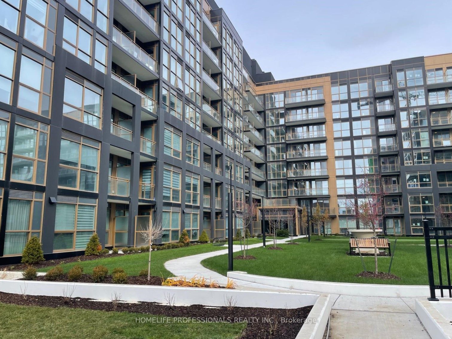Photo 69 of Unit 225, 2343 Khalsa Gate, Oakville, Westmount — HOMEH