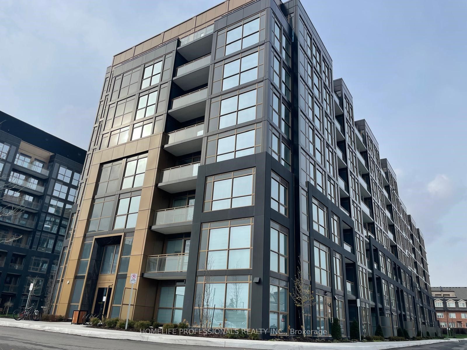 Photo 2 of Unit 225, 2343 Khalsa Gate, Oakville, Westmount — HOMEH