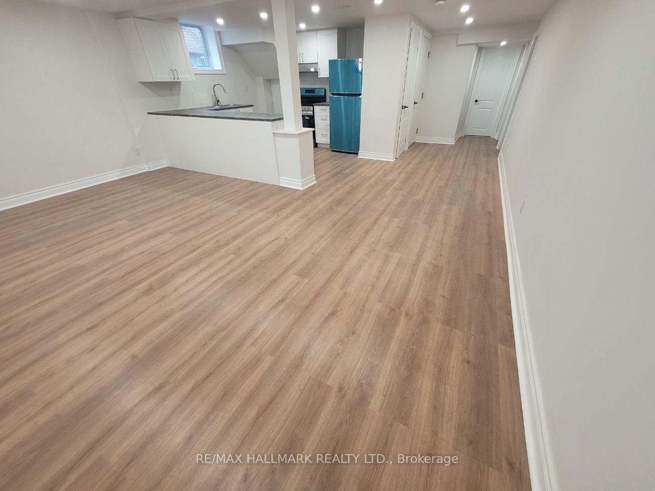Photo 4 of Unit Lower, 51B Aurora Heights Drive, Aurora, Aurora Heights — HOMEH