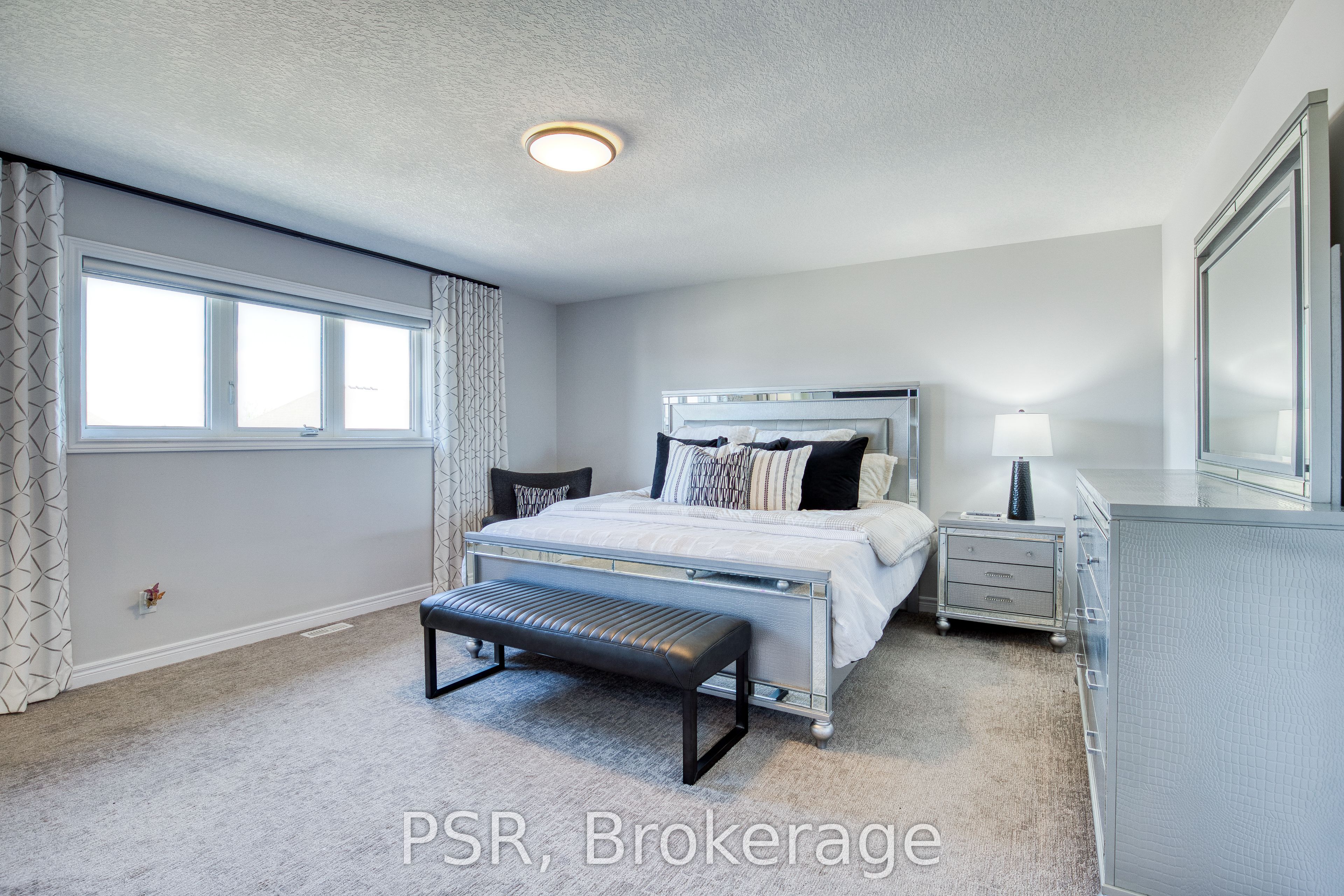 Photo 77 of 80 Arlington Parkway, Brant, Paris — HOMEH