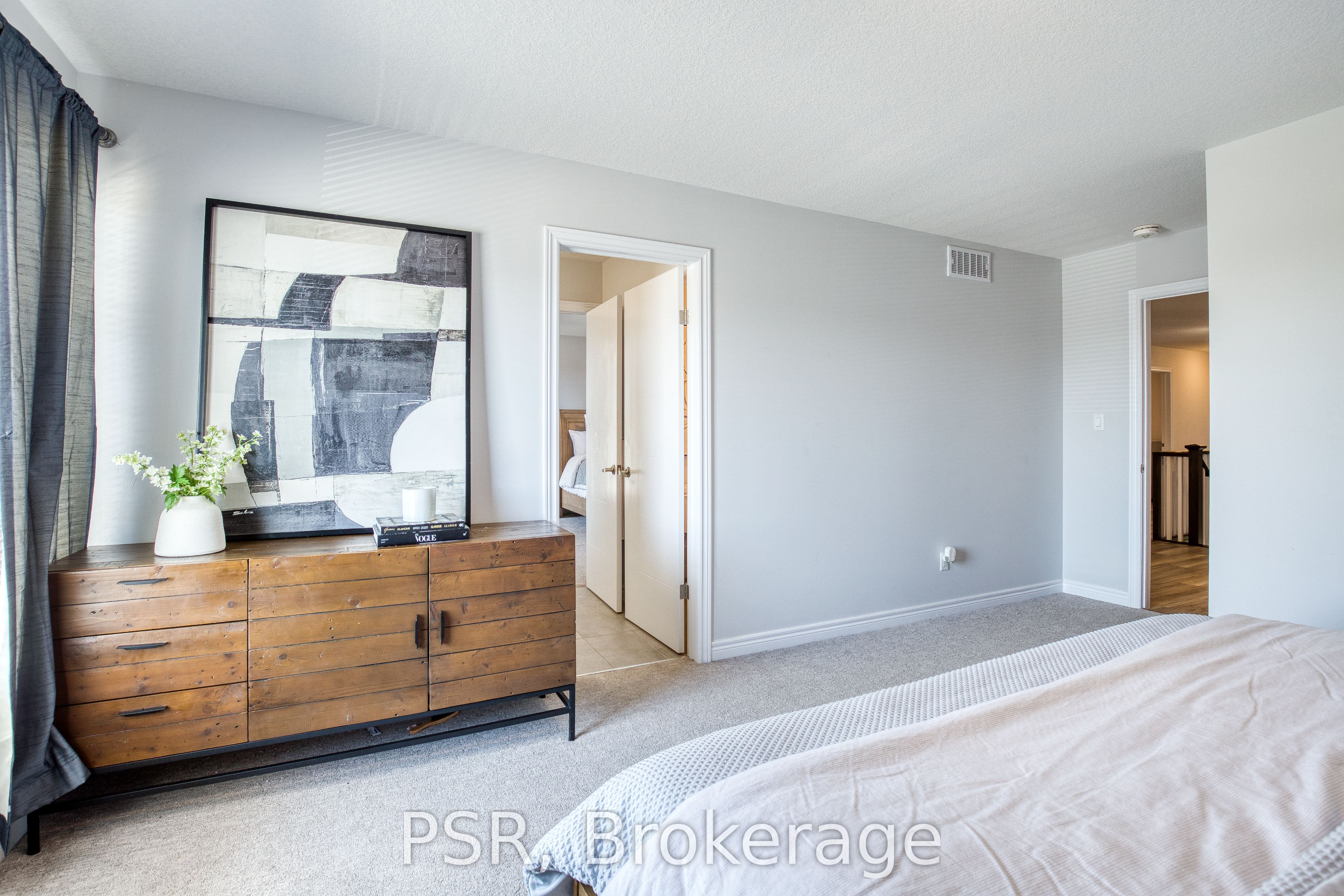 Photo 87 of 80 Arlington Parkway, Brant, Paris — HOMEH