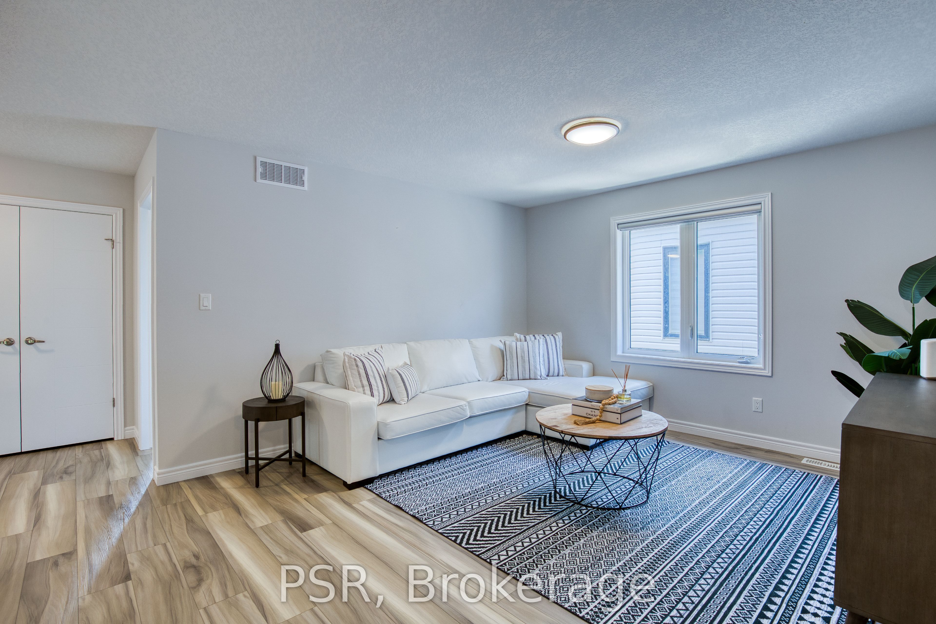 Photo 74 of 80 Arlington Parkway, Brant, Paris — HOMEH