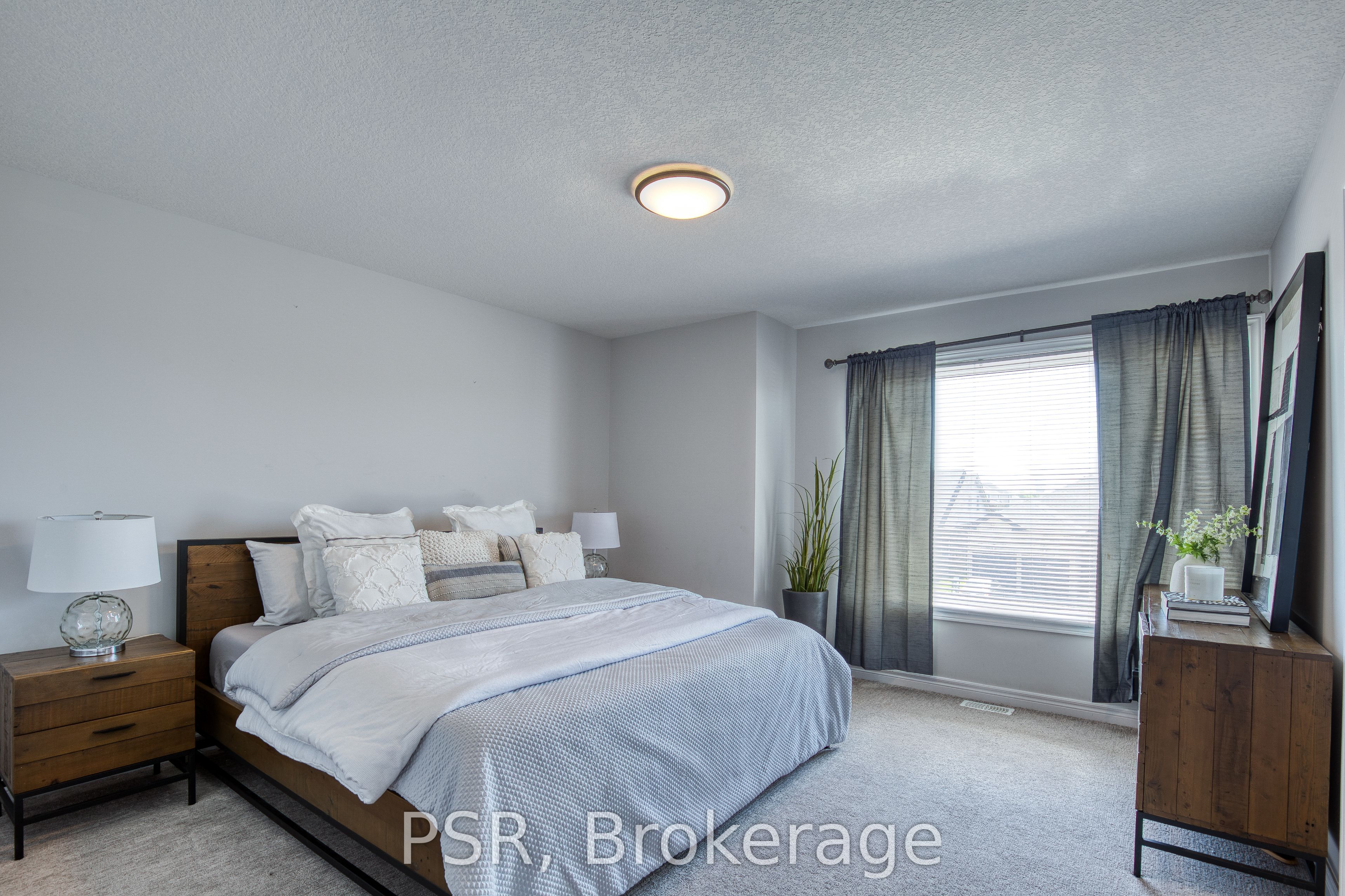 Photo 88 of 80 Arlington Parkway, Brant, Paris — HOMEH