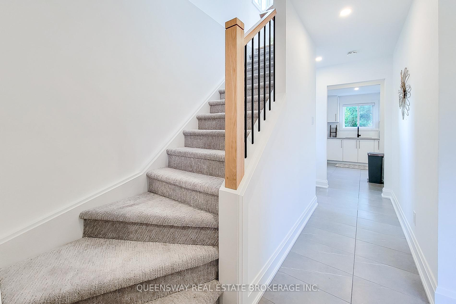 Photo 14 of 142 Macintosh Drive, Hamilton, Stoney Creek — HOMEH