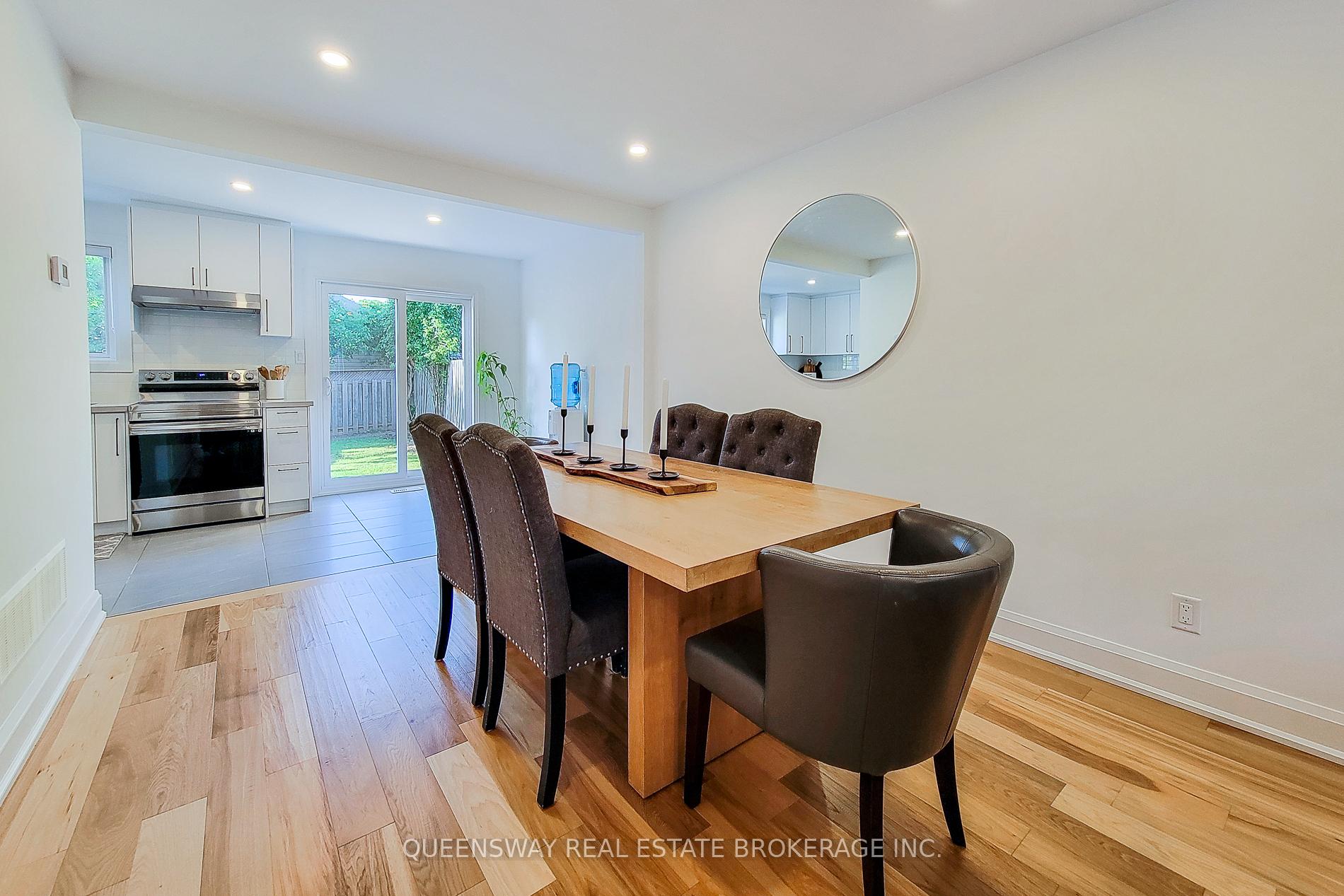 Photo 19 of 142 Macintosh Drive, Hamilton, Stoney Creek — HOMEH