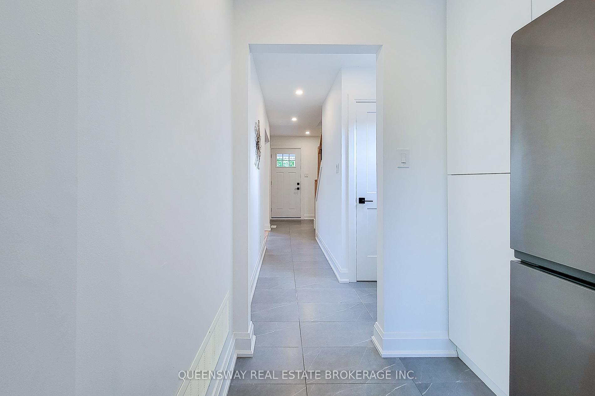 Photo 27 of 142 Macintosh Drive, Hamilton, Stoney Creek — HOMEH