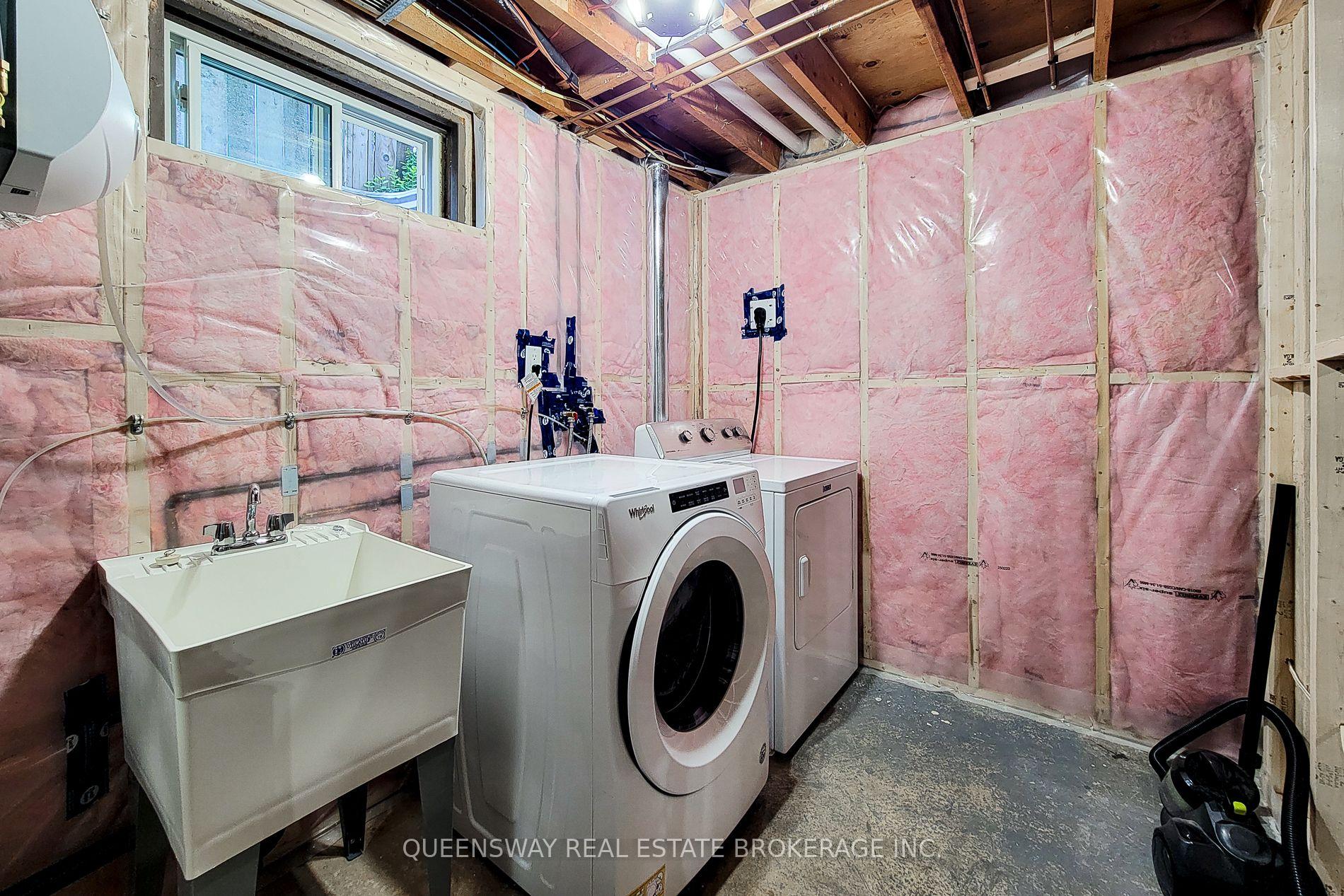 Photo 44 of 142 Macintosh Drive, Hamilton, Stoney Creek — HOMEH
