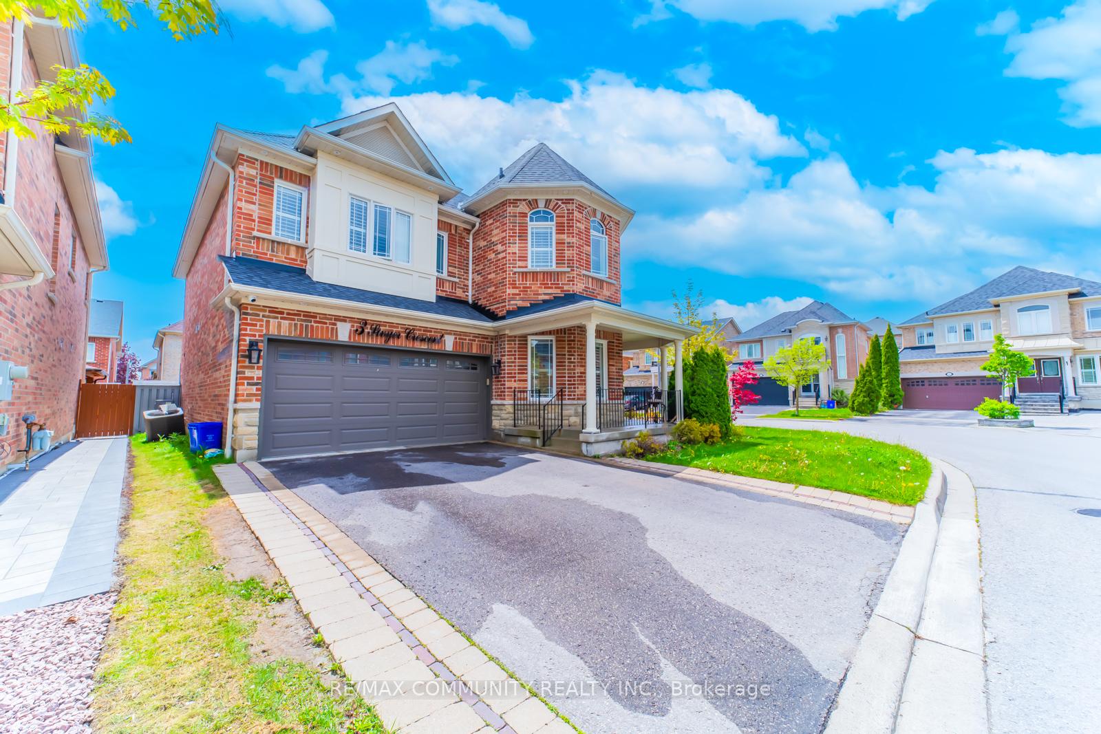 Photo 21 of 3 Sivyer Crescent, Ajax, Northeast Ajax — HOMEH