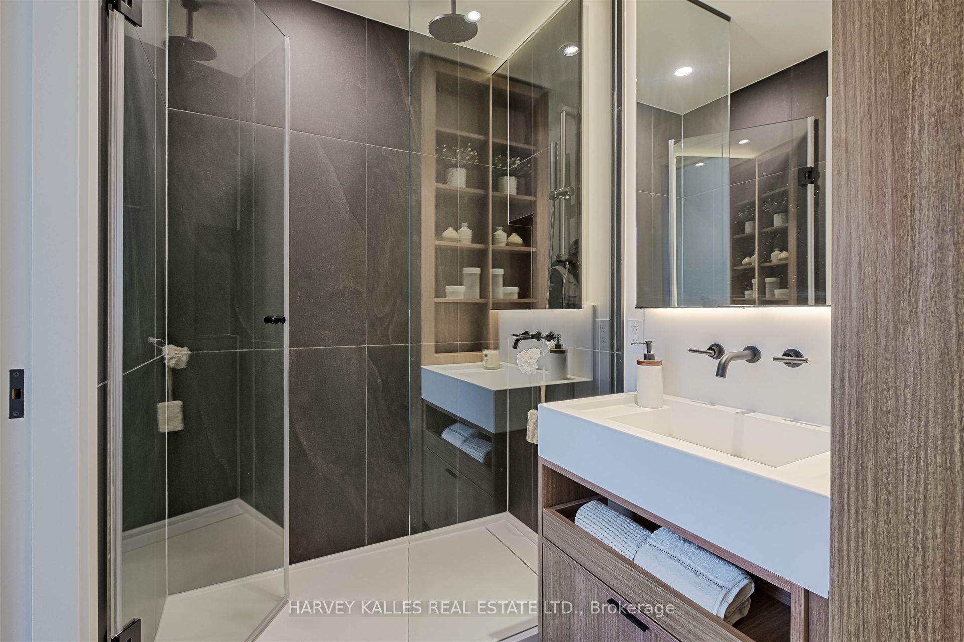 Photo 64 of Unit 4304, 55 Charles Street E, Toronto, Church-Yonge Corridor — HOMEH