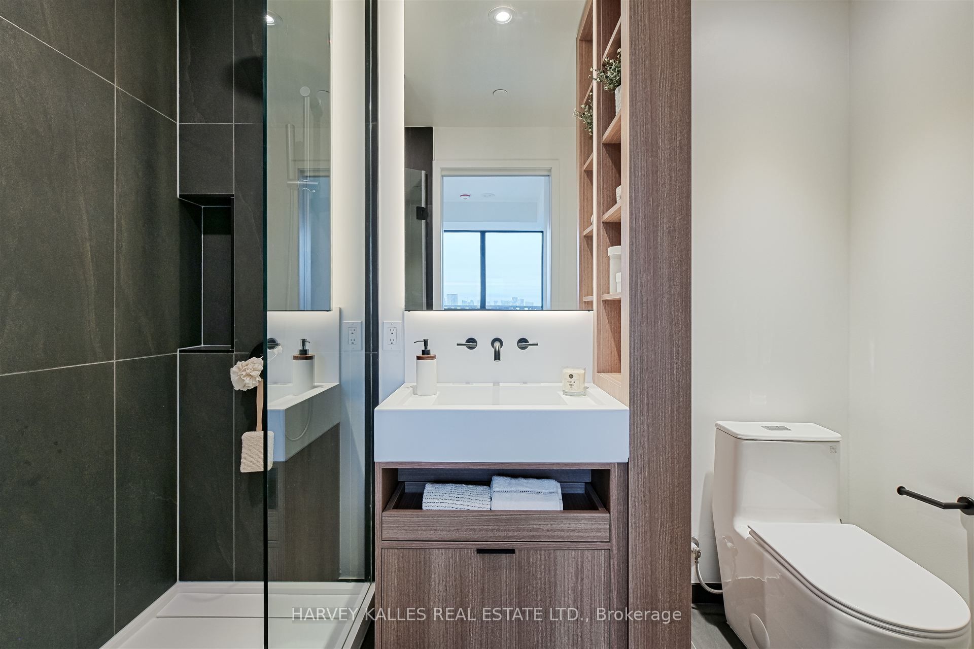 Photo 63 of Unit 4304, 55 Charles Street E, Toronto, Church-Yonge Corridor — HOMEH