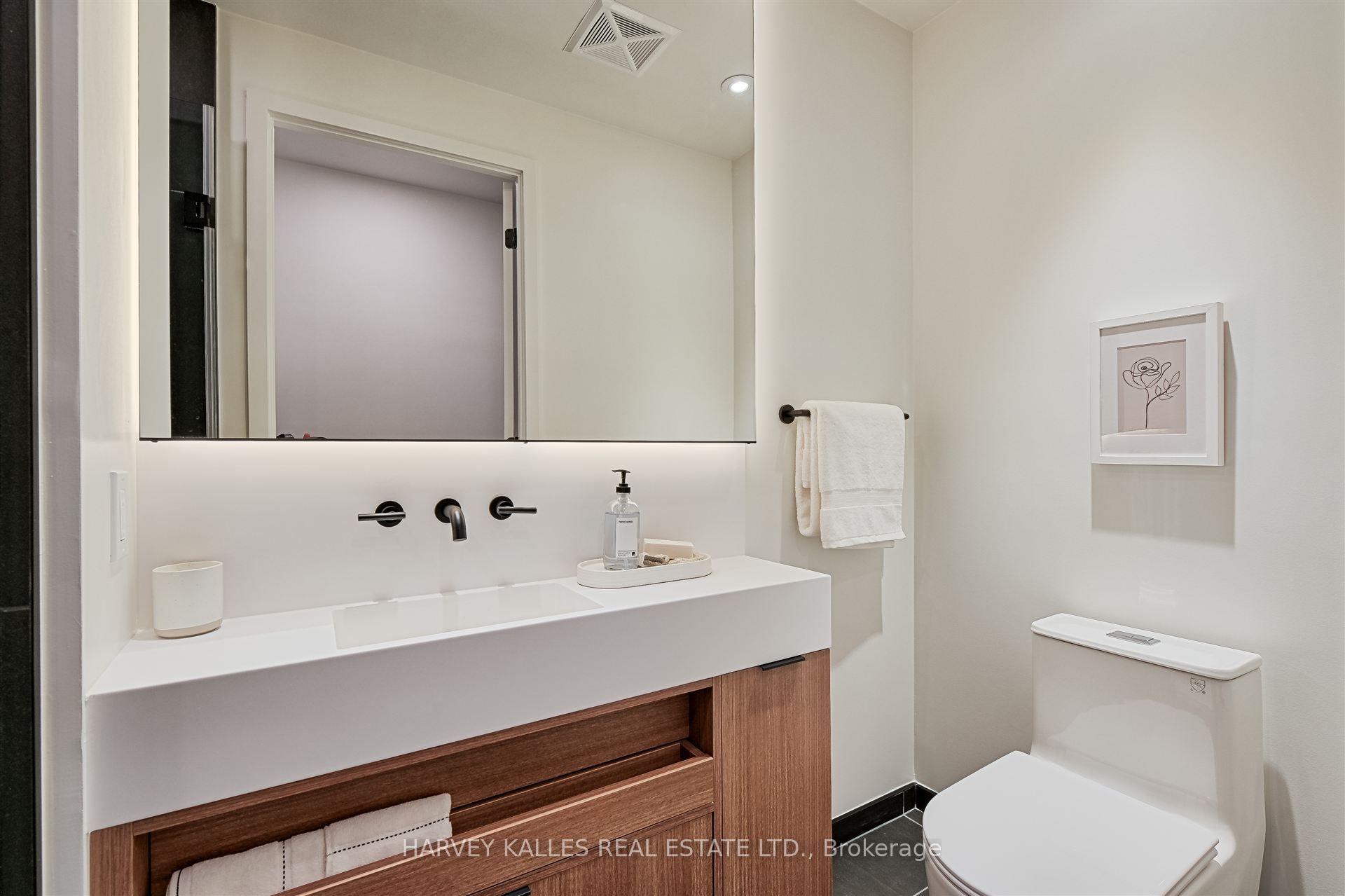 Photo 69 of Unit 4304, 55 Charles Street E, Toronto, Church-Yonge Corridor — HOMEH