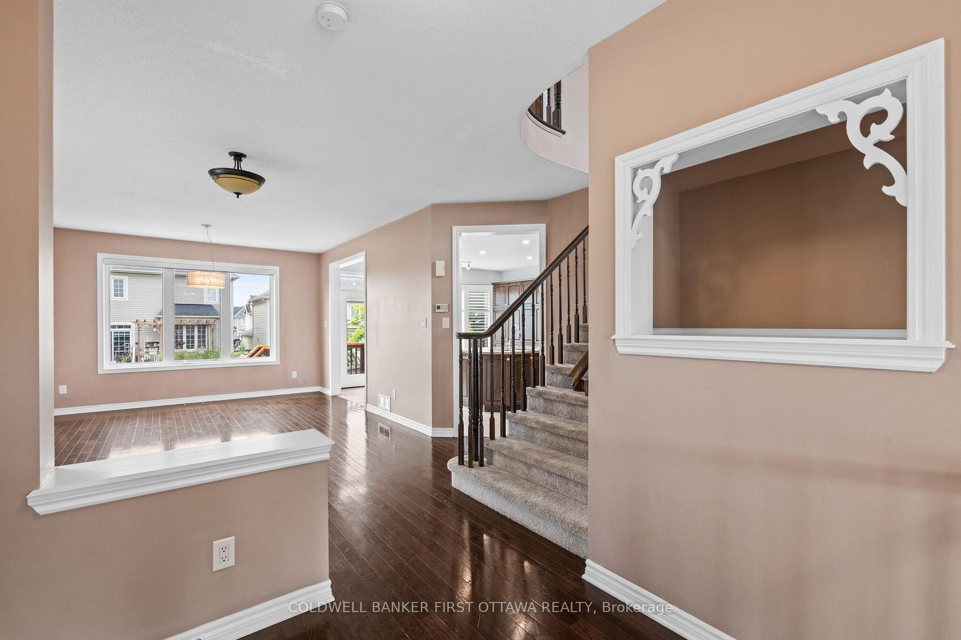 Photo 6 of 3512 Cambrian Road, Ottawa, Barrhaven - Half Moon Bay — HOMEH