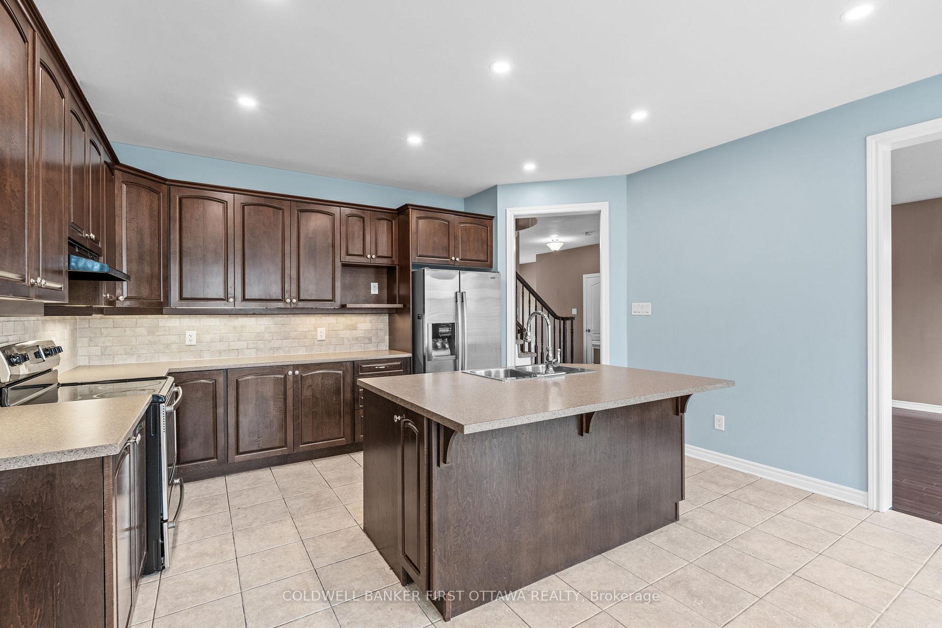 Photo 15 of 3512 Cambrian Road, Ottawa, Barrhaven - Half Moon Bay — HOMEH