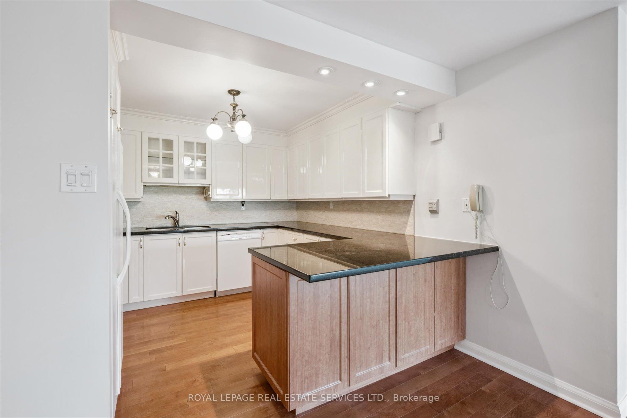 Photo 93 of Unit 613, 1400 Dixie Road, Mississauga, Lakeview — HOMEH