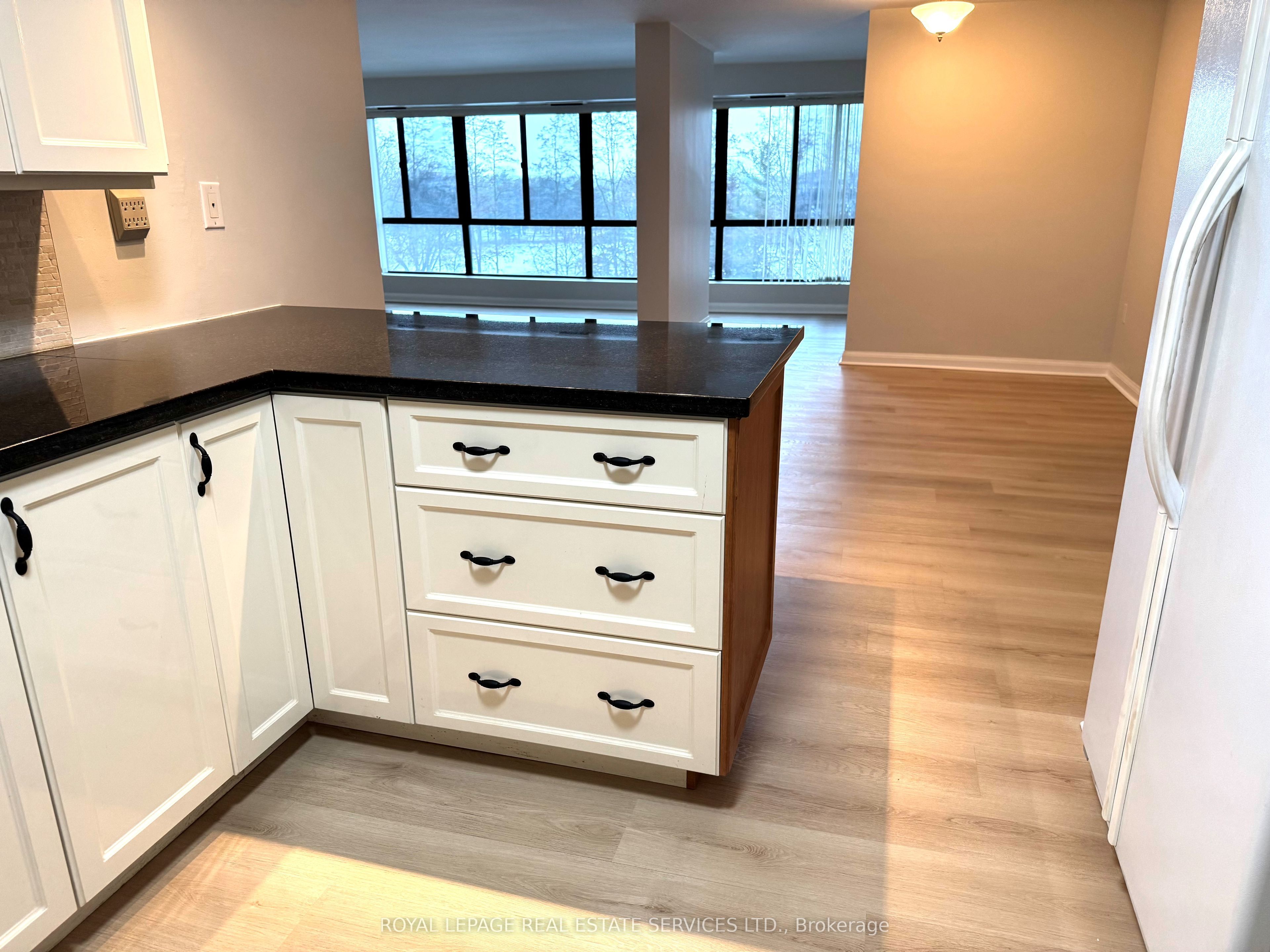 Photo 86 of Unit 613, 1400 Dixie Road, Mississauga, Lakeview — HOMEH