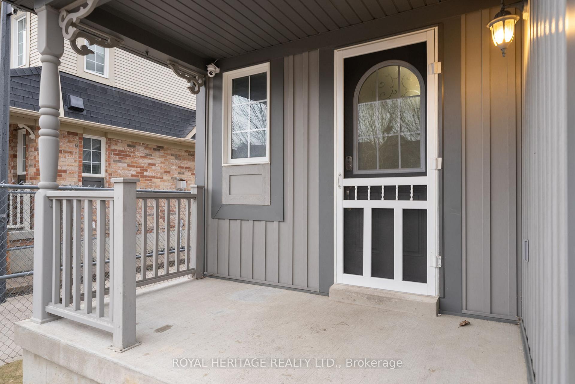 Photo 2 of 127 Honeyman Drive, Clarington, Bowmanville — HOMEH