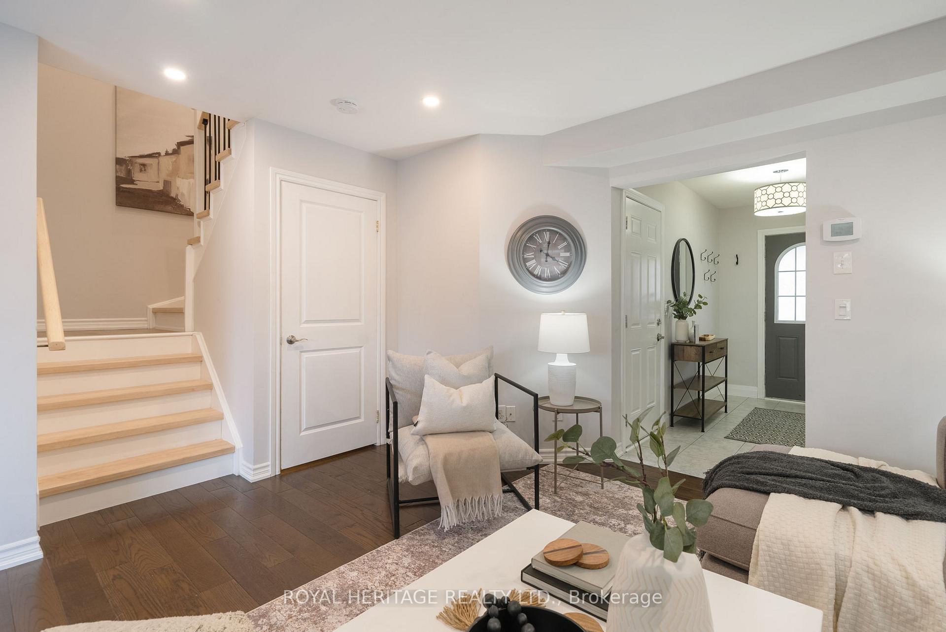 Photo 5 of 127 Honeyman Drive, Clarington, Bowmanville — HOMEH