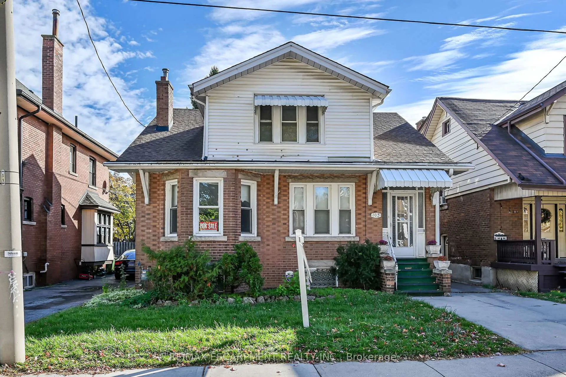 Photo 3 of 103 Leinster Avenue S, Hamilton, Stipley — HOMEH