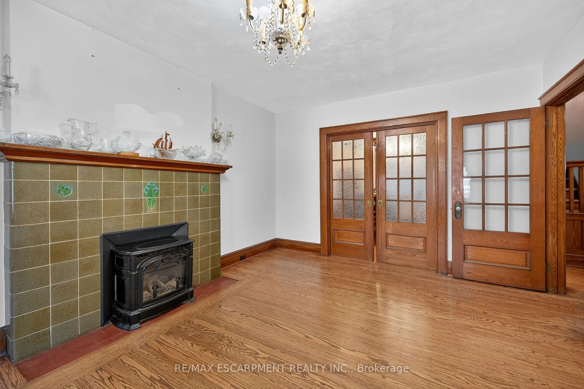 Photo 13 of 103 Leinster Avenue S, Hamilton, Stipley — HOMEH