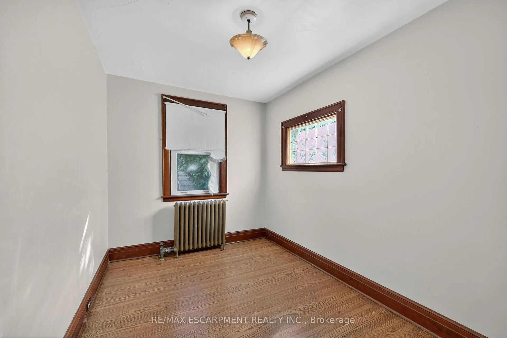 Photo 21 of 103 Leinster Avenue S, Hamilton, Stipley — HOMEH