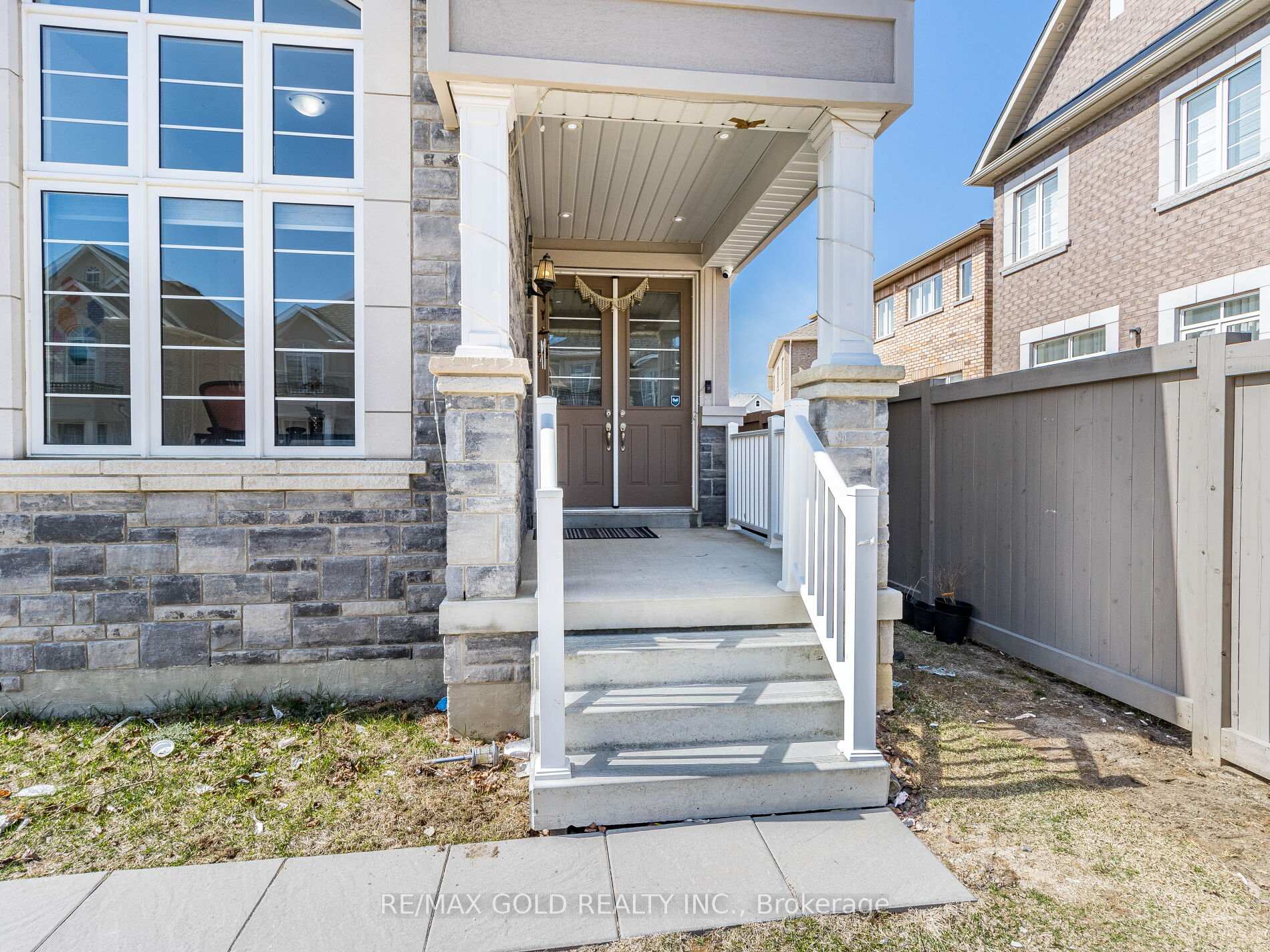 Front of 11 Elverton Crescent