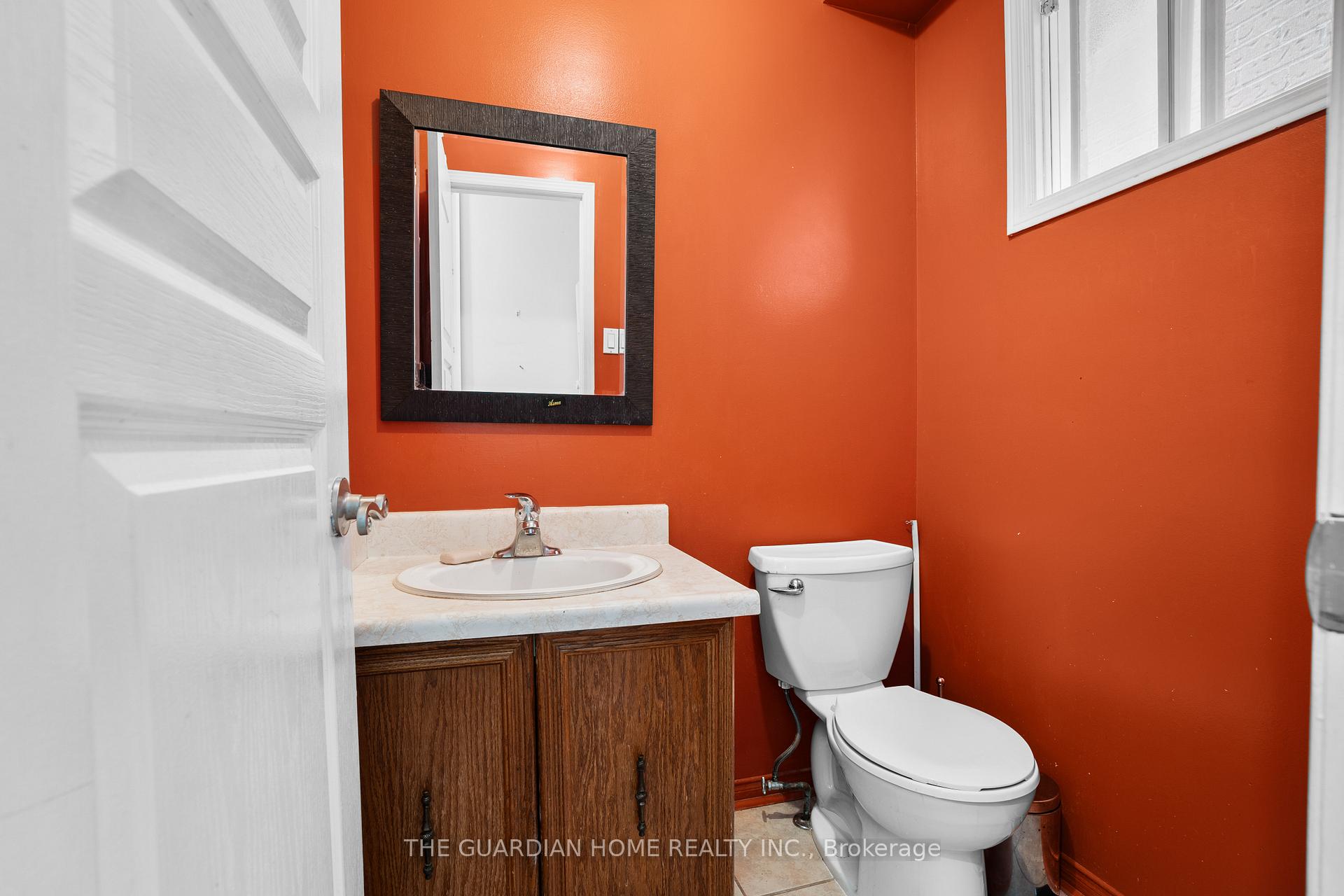 Photo 20 of 40 Parkins Drive, Ajax, Central — HOMEH