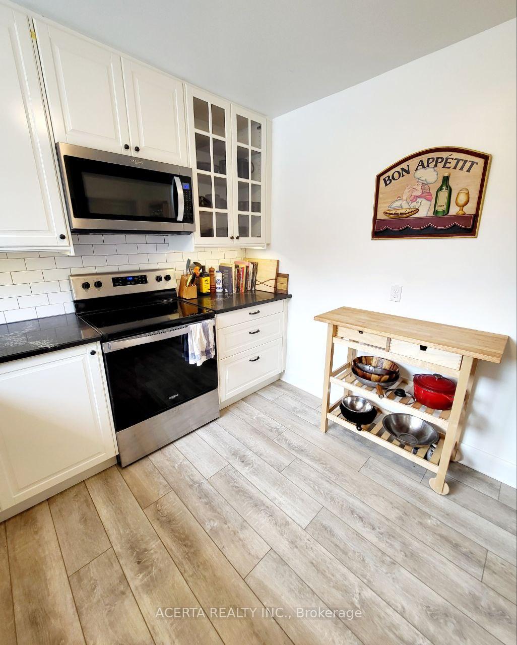 Photo 4 of 1499 Chatelain Avenue, Ottawa, Carlington — HOMEH