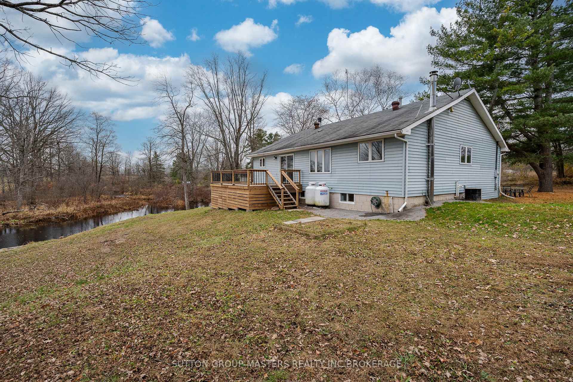 Photo 5 of 5972 First Lake Road, Frontenac, Frontenac South — HOMEH