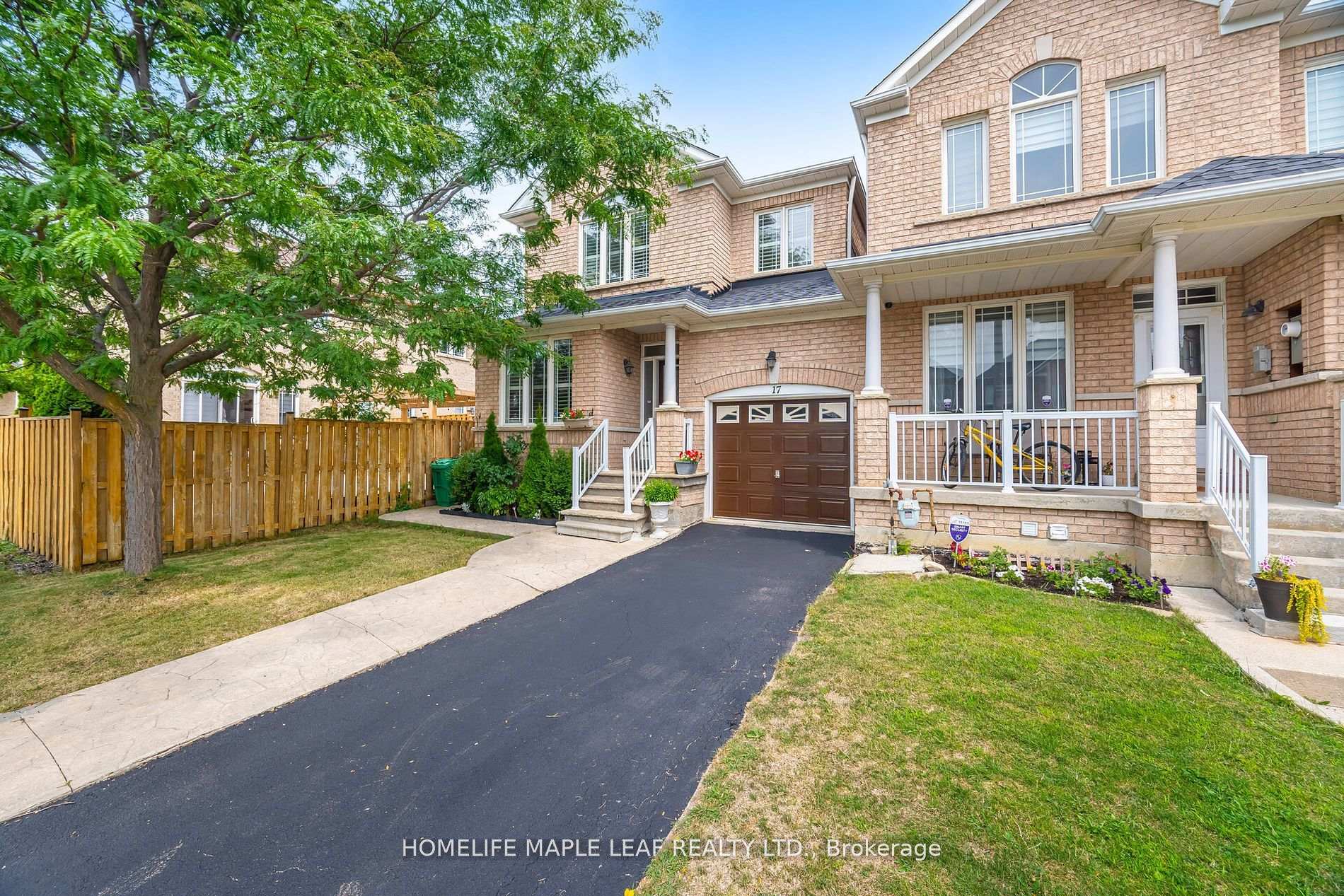 Photo 3 of 17 Eaglefield Gate, Brampton, Fletcher's Meadow — HOMEH