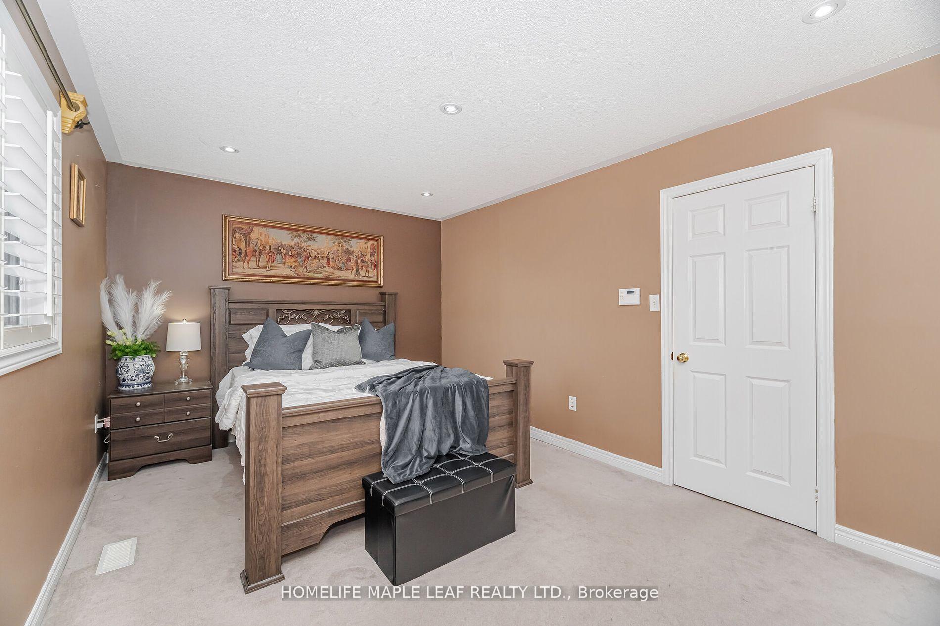 Photo 28 of 17 Eaglefield Gate, Brampton, Fletcher's Meadow — HOMEH