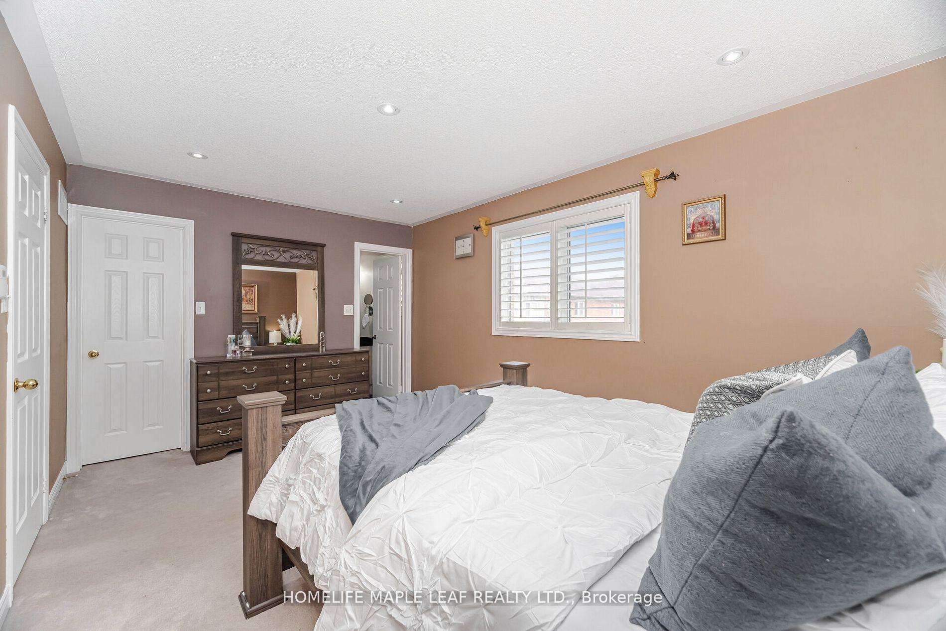 Photo 29 of 17 Eaglefield Gate, Brampton, Fletcher's Meadow — HOMEH