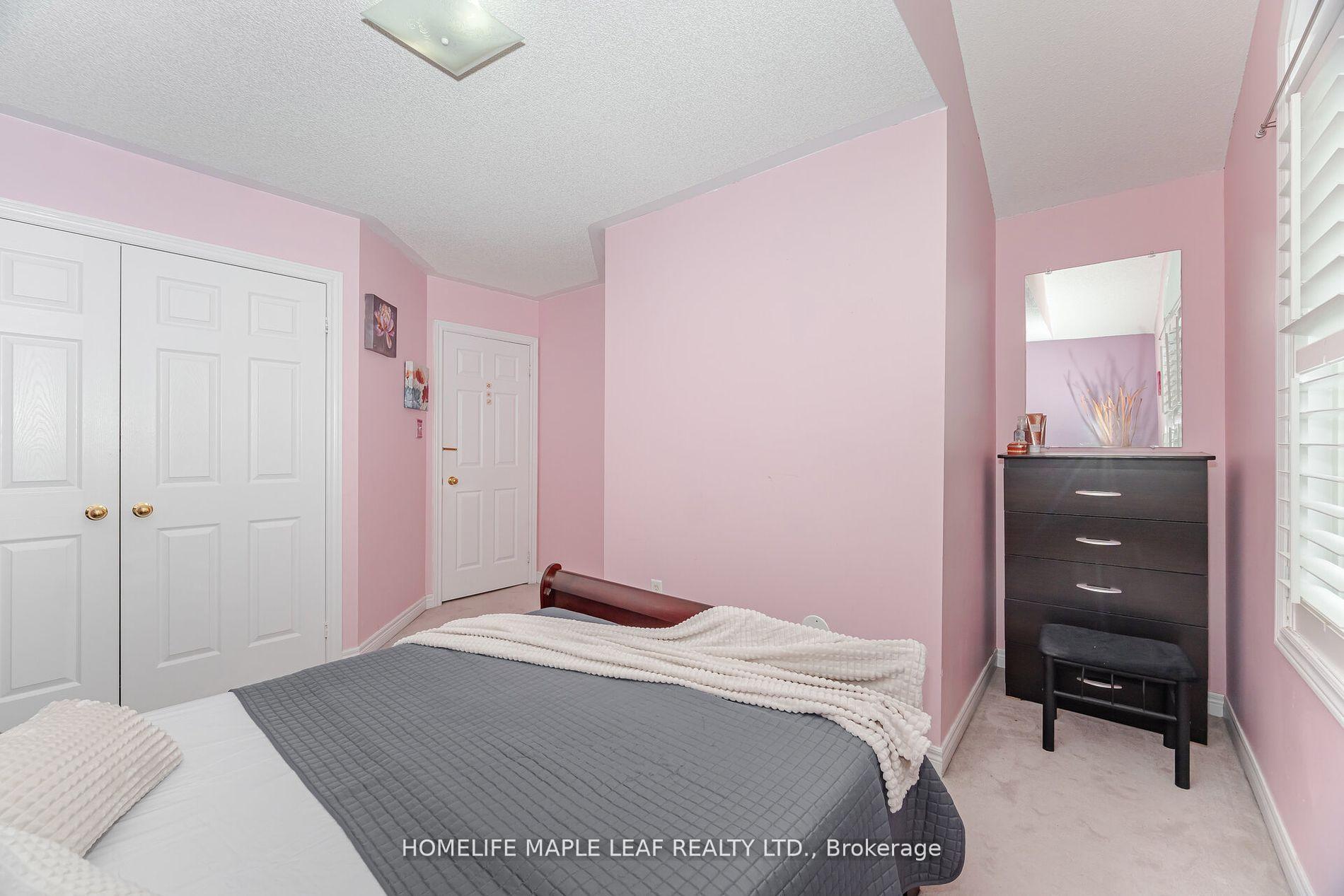 Photo 30 of 17 Eaglefield Gate, Brampton, Fletcher's Meadow — HOMEH