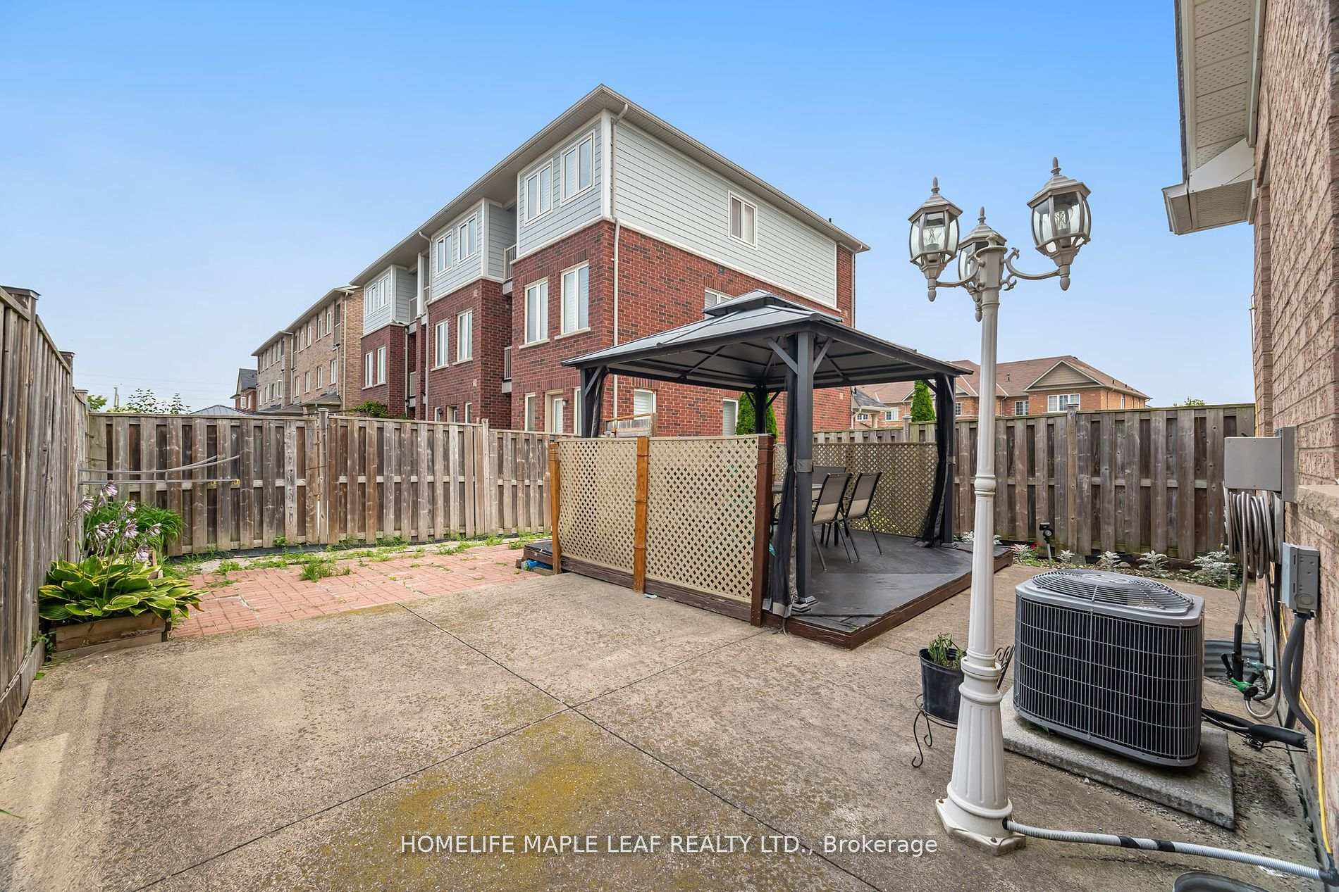Photo 41 of 17 Eaglefield Gate, Brampton, Fletcher's Meadow — HOMEH