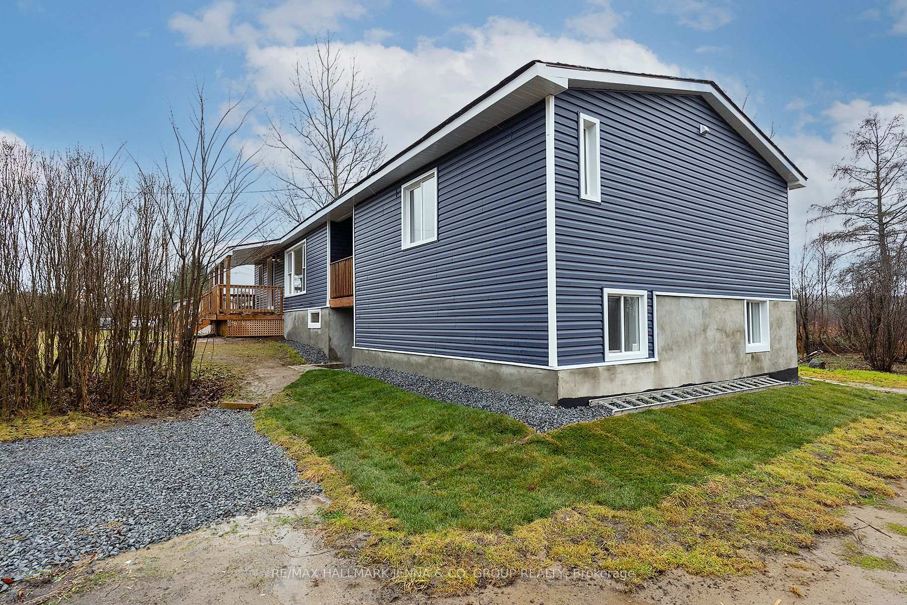 Photo 3 of 3287 Harrowsmith Road, Frontenac, Frontenac South — HOMEH
