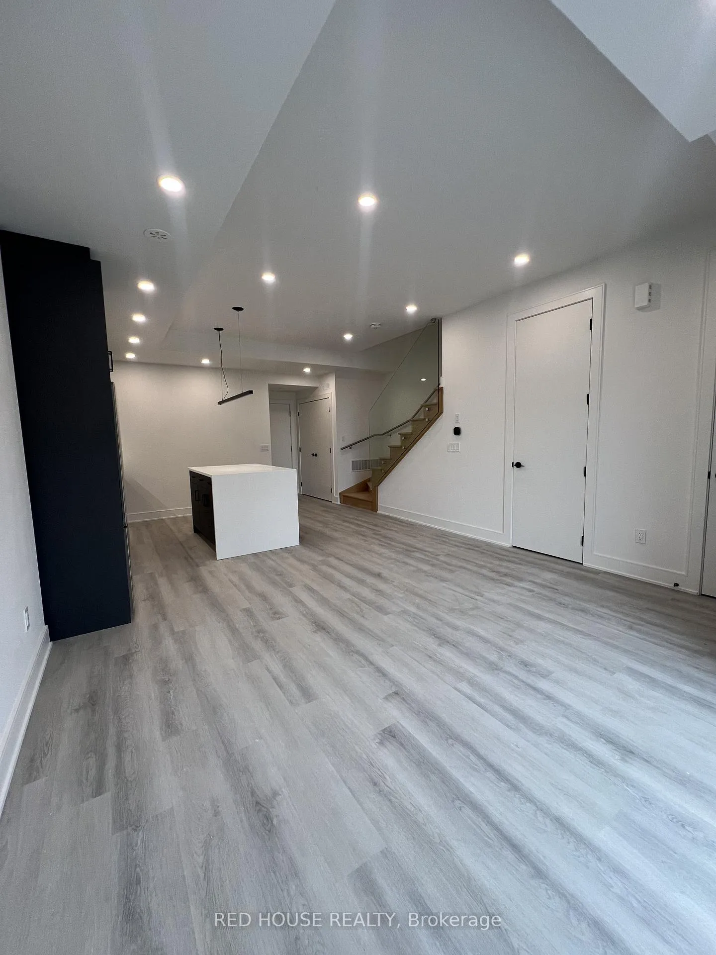 Photo 7 of 174 Everett Common, St. Catharines, Oakdale — HOMEH