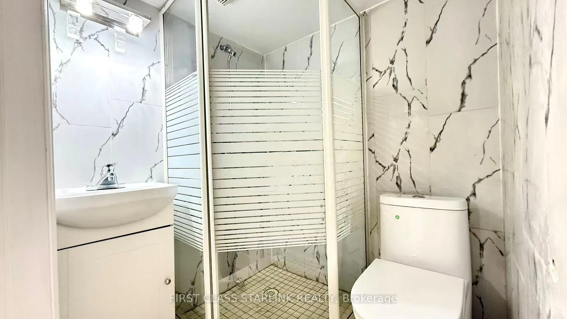 Photo 3 of Unit Bsmt, 37 Emerald Street N, Hamilton, Landsdale — HOMEH