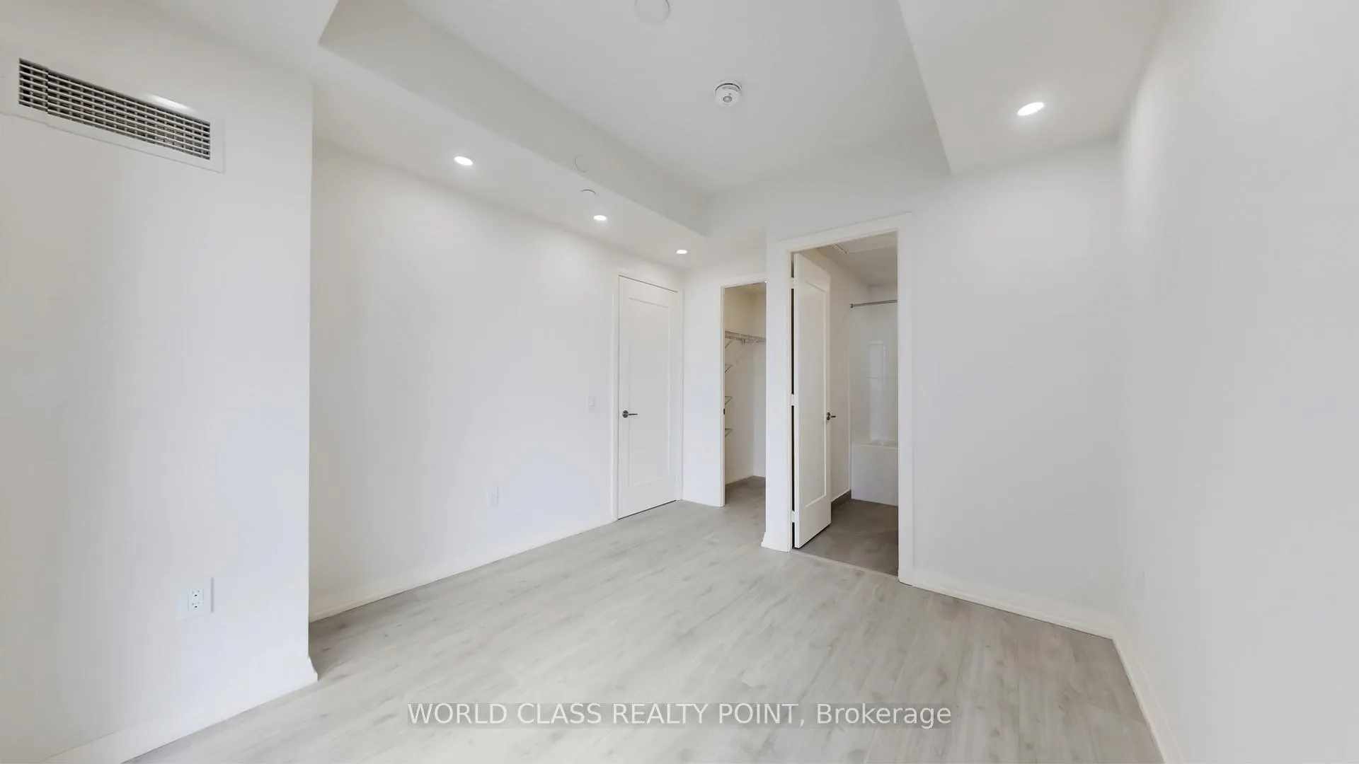 Photo 20 of Unit 902, 27 Korda Gate N, Vaughan, Vellore Village — HOMEH