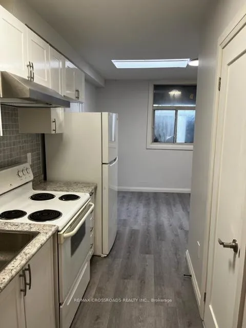 Photo 3 of 2704 Danforth Avenue, Toronto, East End-Danforth — HOMEH
