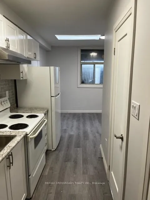 Photo 5 of 2704 Danforth Avenue, Toronto, East End-Danforth — HOMEH