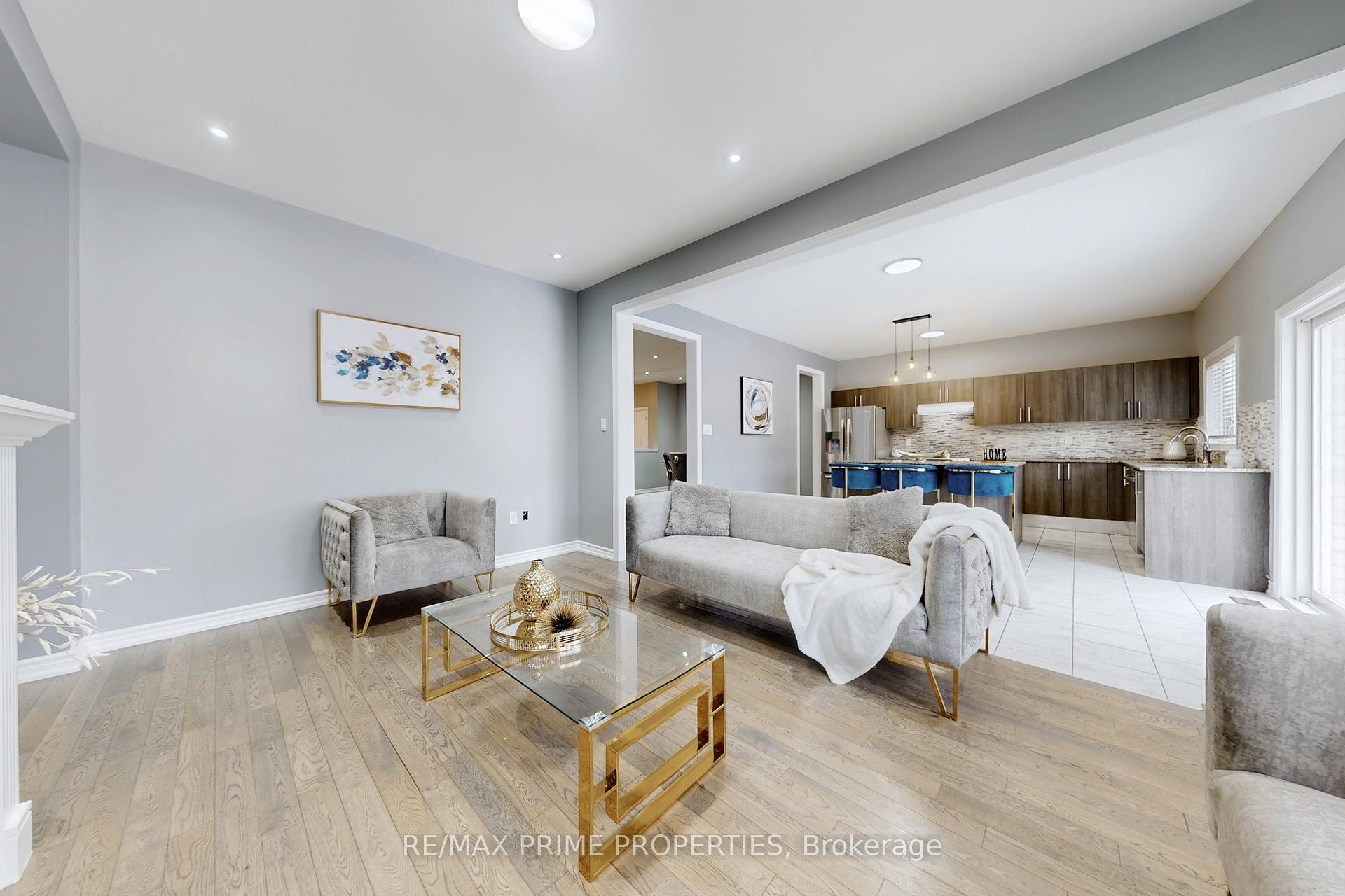 Photo 7 of 149 Elephant Hill Drive, Clarington, Bowmanville — HOMEH