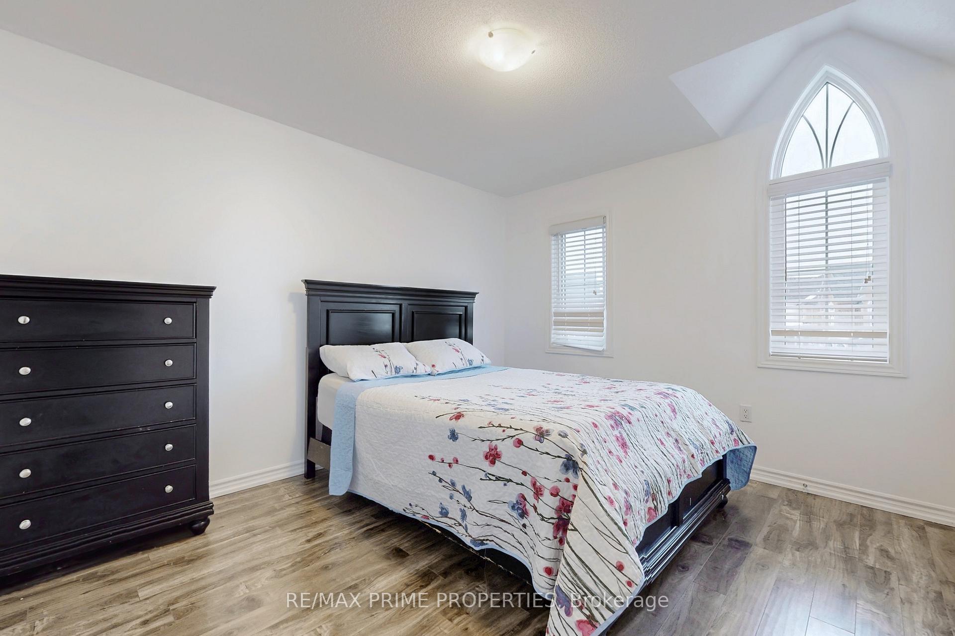Photo 34 of 149 Elephant Hill Drive, Clarington, Bowmanville — HOMEH