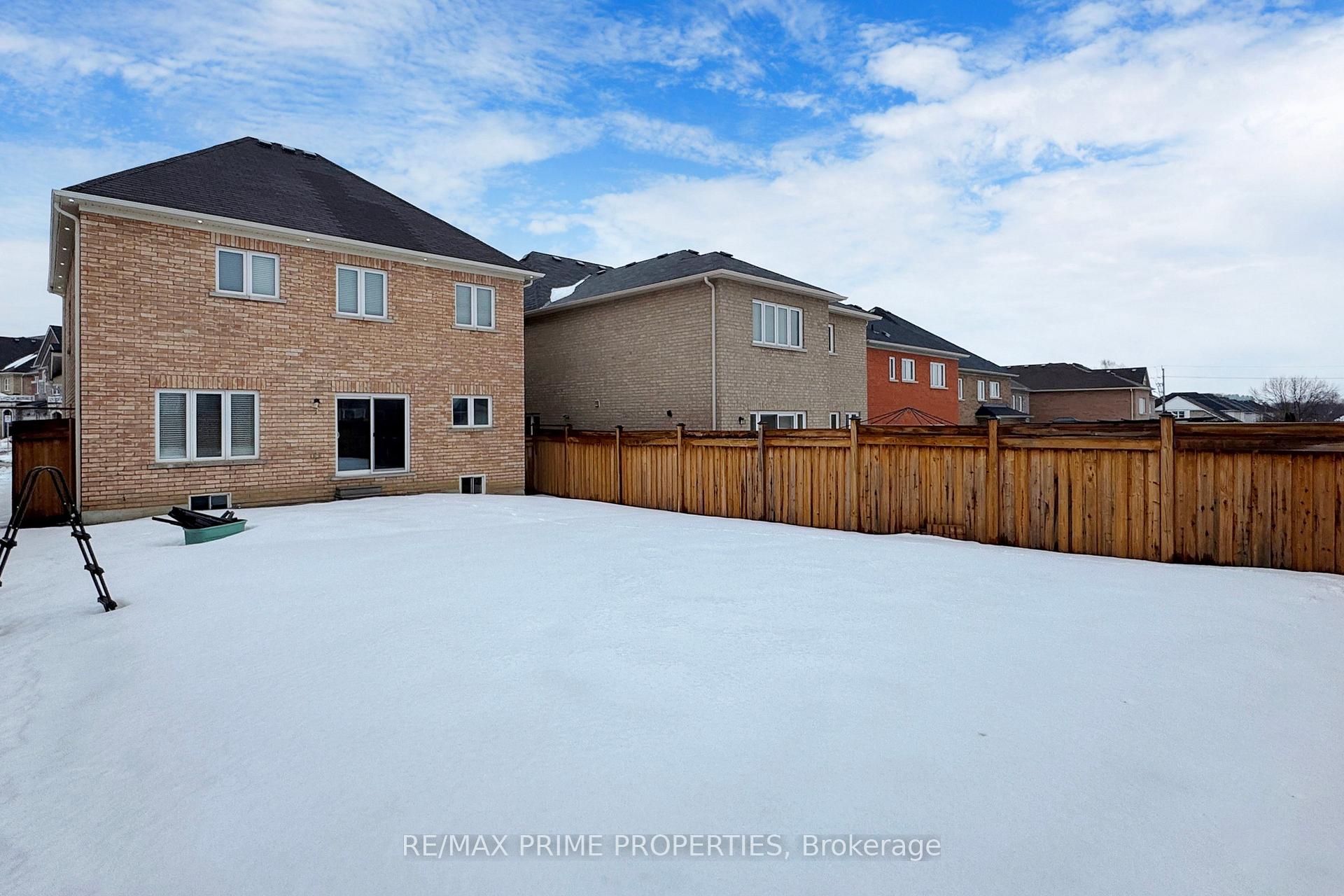 Photo 46 of 149 Elephant Hill Drive, Clarington, Bowmanville — HOMEH