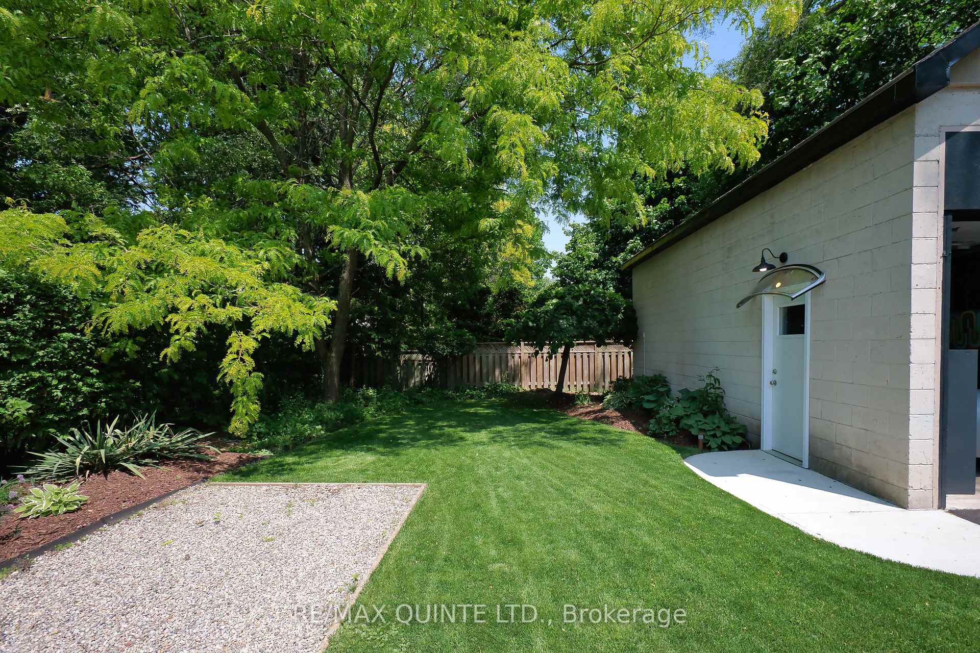 Photo 35 of 291 Dufferin Avenue, Belleville, Belleville Ward — HOMEH
