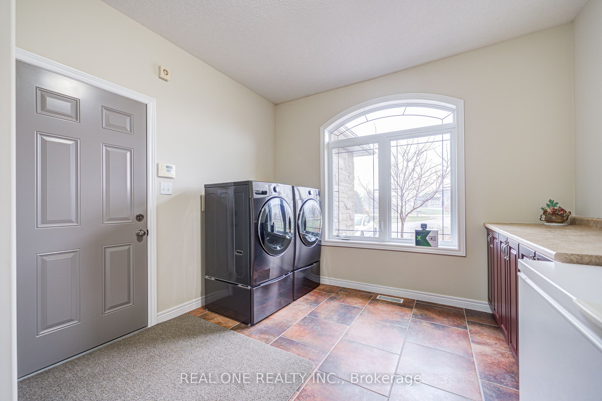 Photo 73 of 492 Scenic Drive, Brant, South Dumfries — HOMEH